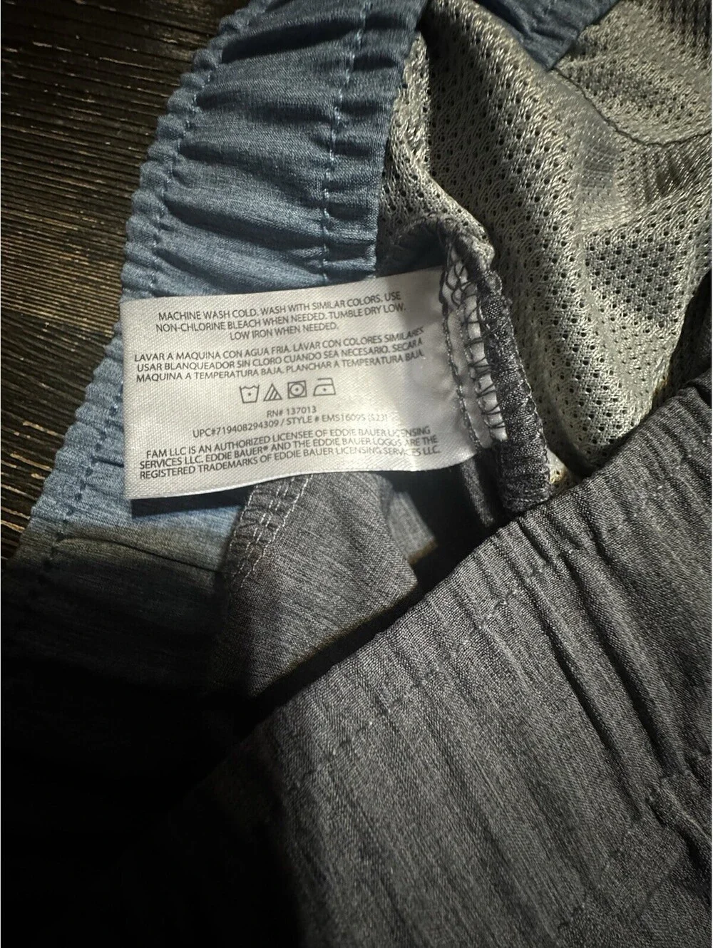 Eddie Bauer Mens Performance Shorts Gray Stretch Pull On 7” Inseam Pockets